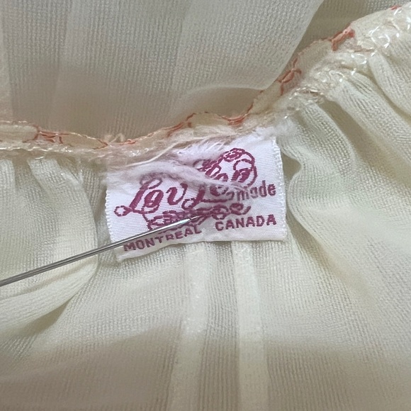 Vintage 1950’s Lov’Lee Robe - Picture 7 of 9